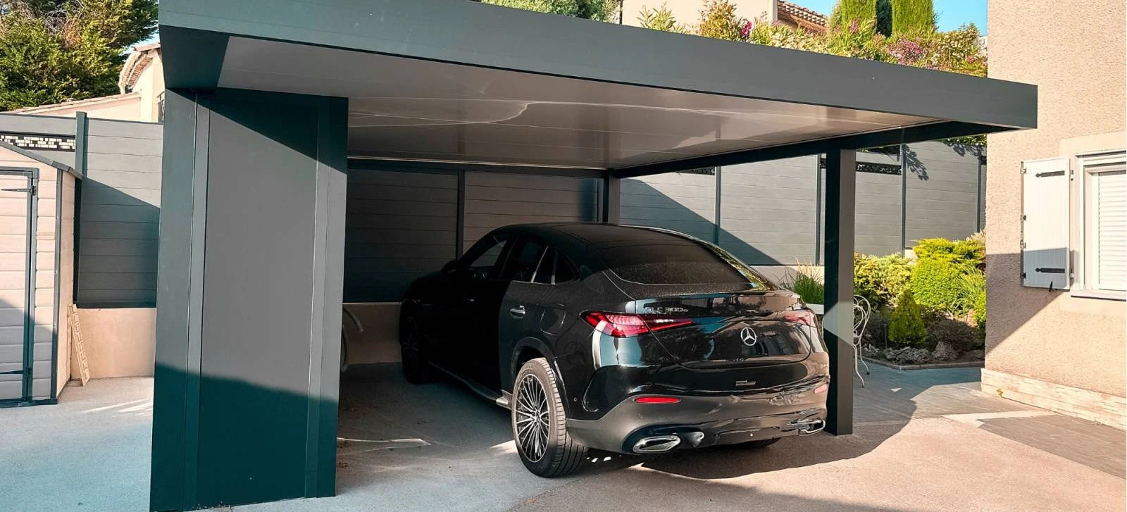 Carport aluminium structure pour toiture solaire