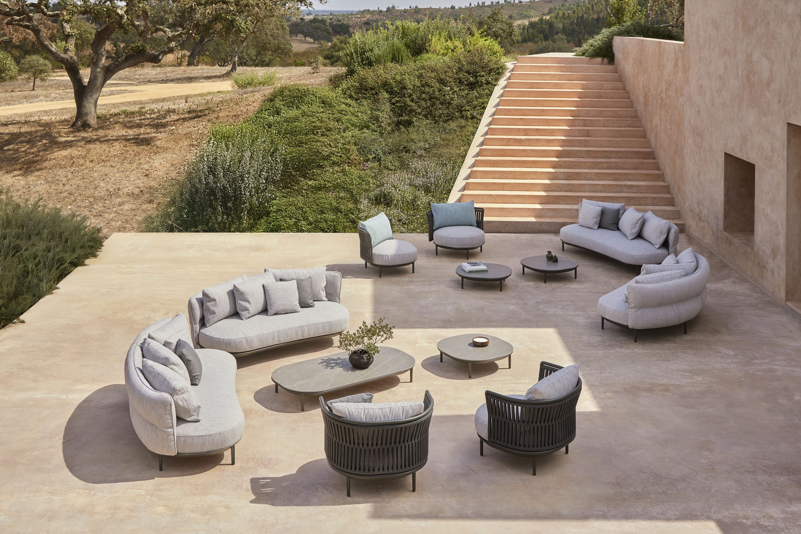 Aménagement extérieur haut de gamme en Suisse romande – design et intégration architecturale