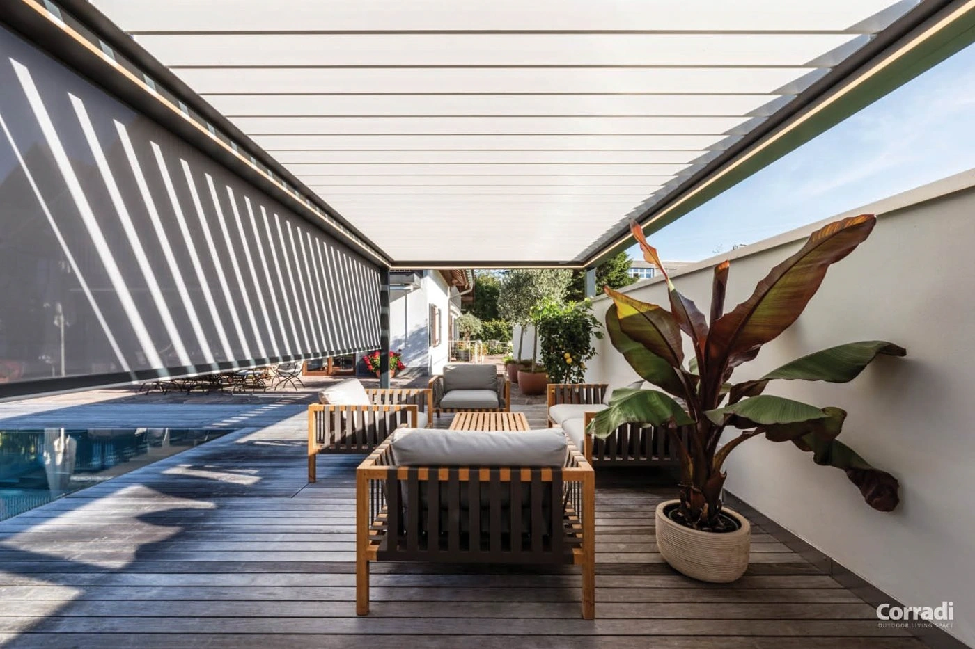 Stores ZIP pergola bioclimatique – protection vent et soleil