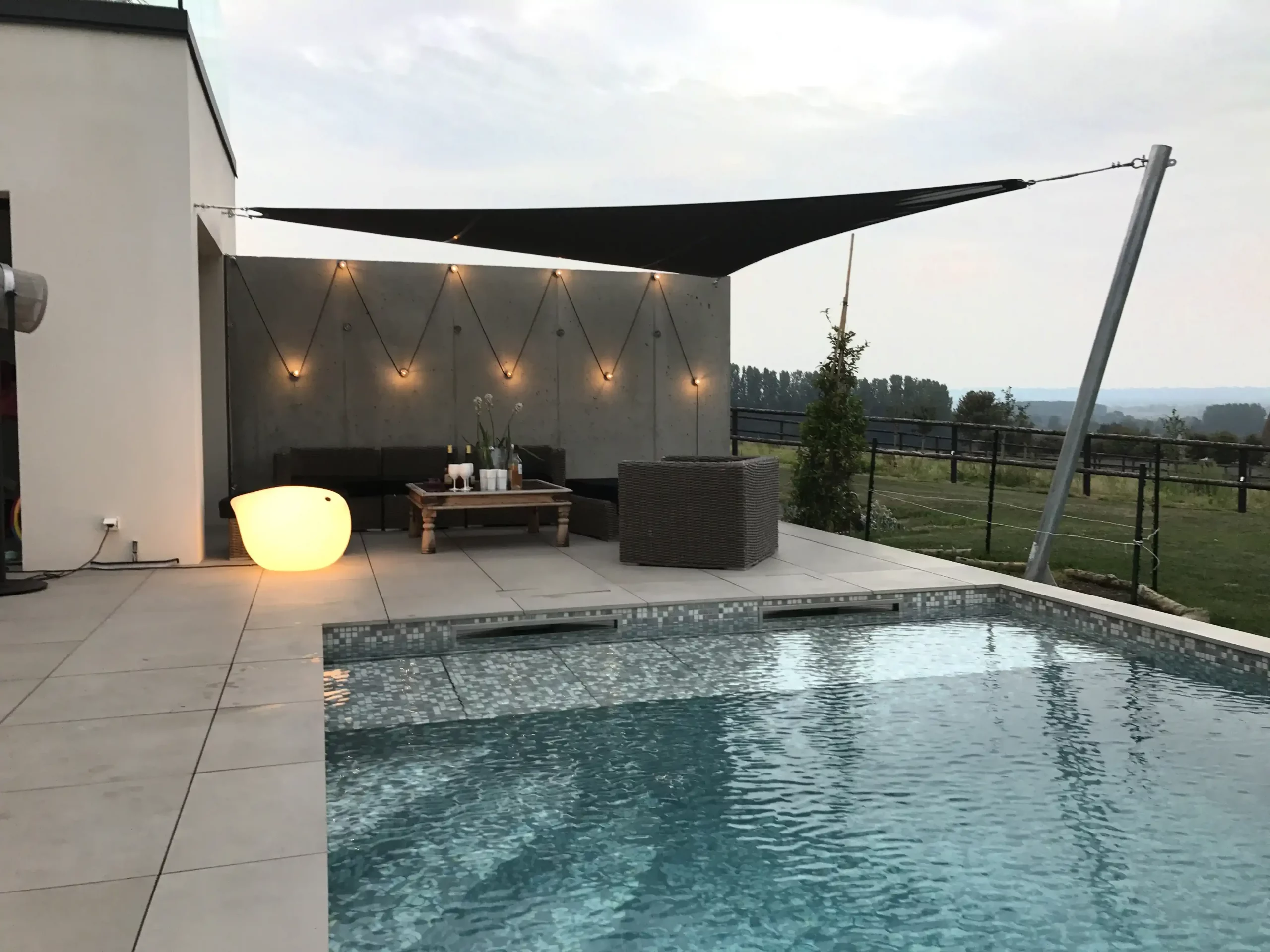 Voile fixe Valais zone piscine